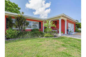 1125 36th Avenue, Vero Beach, FL 32960 - MLS#R11078443