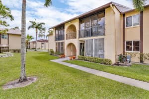 331 Pine Ridge Circle C-1, Greenacres, FL 33463 Sold 05/09/25
