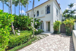 328 Chilean Avenue, Palm Beach, FL 33480 Sold 05/19/25