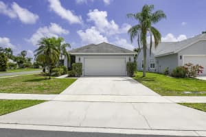 17 Heather Trace Drive, Boynton Beach, FL 33436 Sold 06/20/25