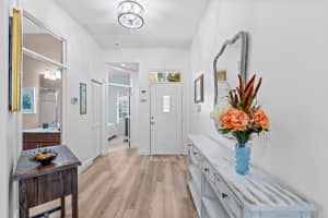 15 Porta Vista Circle, Palm Beach Gardens, FL 33418 Sold 07/01/25