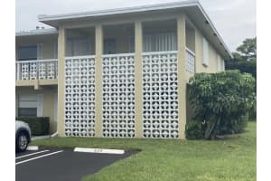 1121 Cactus Terrace 204, Delray Beach, FL 33445 Sold 07/31/25