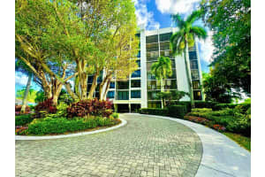 6805 Willow Wood Drive 5033, Boca Raton, FL 33434 Sold 07/15/25