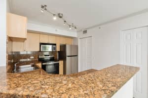 810 Villa Circle, Boynton Beach, FL 33435 - MLS#R11078633
