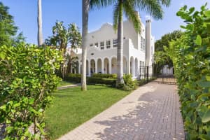 122 Roosevelt Place, West Palm Beach, FL 33405 Sold 04/16/25