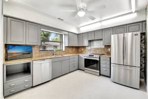 9805 Walnut Tree A Way A, Boynton Beach, FL 33436 Sold 06/23/25
