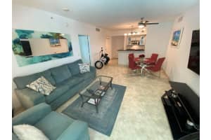 700 E Boynton Beach Boulevard 203, Boynton Beach, FL 33435 - MLS#R11078746