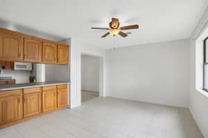 5624 S 37th Court, Lake Worth Beach, FL 33463 - MLS#R11078795