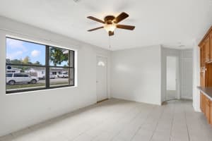 5624 S 37th Court, Lake Worth Beach, FL 33463 - MLS#R11078795