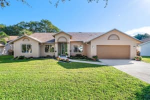 723 Golf Court, Delray Beach, FL 33445 Sold 09/03/25