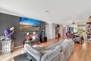 4300 Nw 30th Street 342, Coconut Creek