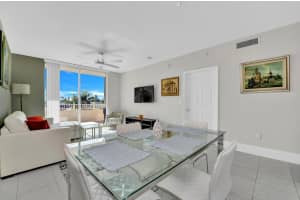 100 NE 6th 203 Street 203, Boynton Beach, FL 33435 - MLS#R11078885