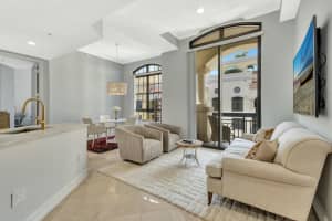 701 Olive Avenue, West Palm Beach, FL 33401 - MLS#R11078903