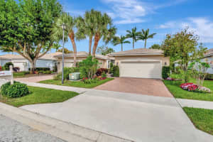 10736 Royal Caribbean Circle, Boynton Beach, FL 33437 - MLS#R11078938