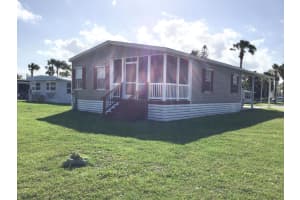 52 Mediterranean Boulevard E, Port Saint Lucie, FL 34952 Sold 09/08/25