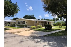 292 Nw 53 Street, Deerfield Beach