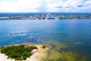 101 Doolen Court 105, North Palm Beach, FL 33408 Sold 08/22/25