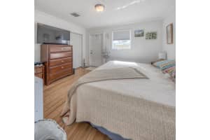 1425 N J Terrace, Lake Worth Beach, FL 33460 Sold 06/16/25