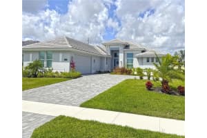 5733 Bent Pine Square, Vero Beach