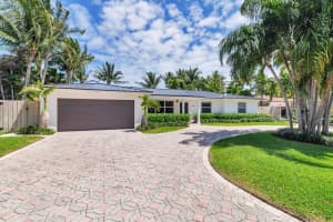 7226 Pine Tree Lane, Lake Clarke Shores, FL 33406 Sold 05/21/25