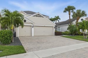 125 Kensington Way, Royal Palm Beach, FL 33414 Sold 06/06/25