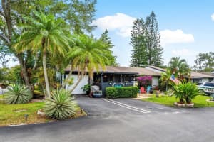 36 N Mahoris Drive, Royal Palm Beach, FL 33411 Sold 05/22/25