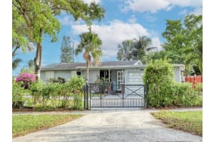 600 Nw 38th Court, Deerfield Beach