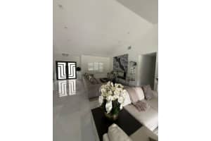 15536 NW 83rd Avenue, Miami Lakes, FL 33016 Sold 08/27/25