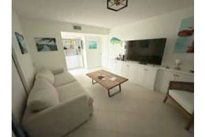 600 Executive Center Drive 106, West Palm Beach, FL 33401 - MLS#R11079259