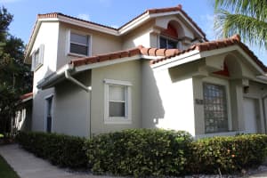7608 Pinewalk Drive 127, Margate