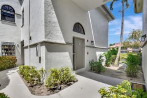 5299 Europa Drive K, Boynton Beach, FL 33437 Sold 08/29/25