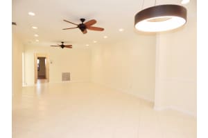 MLS# R11079373, Delray Beach, Florida 33445