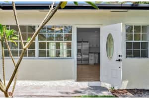 1150 SW 46th Avenue, Plantation, FL 33317 - MLS#R11079378