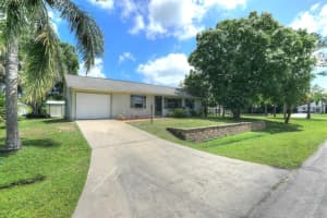 1690 Seahouse Street, Sebastian, FL 32958 - MLS#R11079432