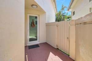 2550 NW 52nd Street NW, Boca Raton, FL 33496 Sold 05/28/25