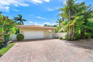 810 N Golfview Road, Lake Worth Beach, FL 33460 Sold 09/25/25