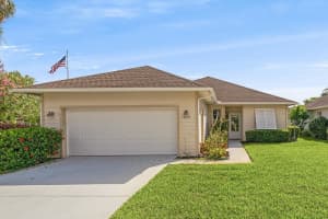 1810 Hawthorne Drive, Vero Beach, FL 32962 - MLS#R11079512