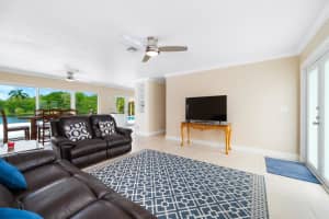 6803 Kingston Drive, Lake Worth, FL 33462 - MLS#R11079514