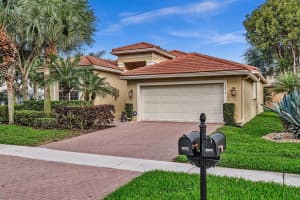 6833 Watertown Drive, Boynton Beach, FL 33437 Sold 08/18/25