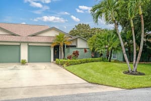 6825 SE Bunker Hill Drive, Hobe Sound, FL 33455 Sold 07/09/25