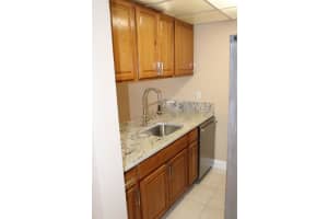 6043 10th Avenue N 131, Greenacres, FL 33463 Sold 05/22/25