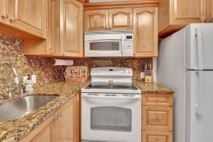 348 Fanshaw I, Boca Raton, FL 33434 Sold 10/09/25