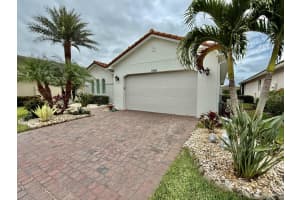 10118 SW Indian Lilac Trail, Port Saint Lucie, FL 34987 Sold 11/04/25