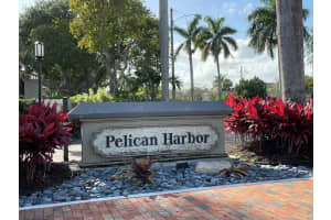 40 Pelican Pointe 105 Drive 105, Delray Beach, FL 33483 - MLS#R11079730