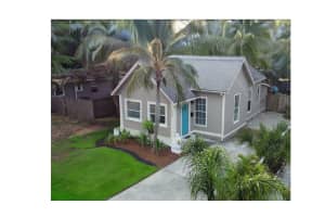 1627 43rd Street S, St Petersburg, FL 33711 Sold 04/09/25