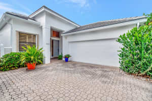 20019 Waters Edge Drive, Boca Raton, FL 33434 Sold 06/12/25