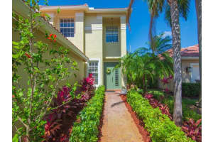 1907 Grey Falcon Circle SW, Vero Beach, FL 32962 Sold 09/23/25