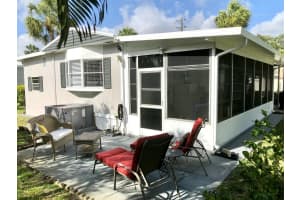 127 Alamanda Lane, Deerfield Beach, FL 33442 - MLS#R11079806