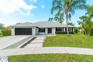 325 Knotty Wood Lane, Wellington, FL 33414 Sold 07/16/25