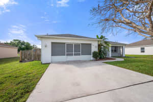 452 SW Baoy Avenue, Port Saint Lucie, FL 34953 Sold 09/22/25